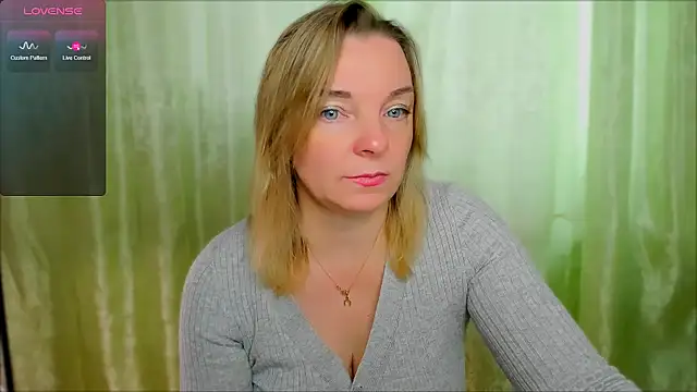 Regina  blue online show from March 2, 2025, 1:42 pm