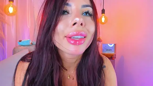 Natasha hartaman online show from January 28, 2025, 2:42 pm