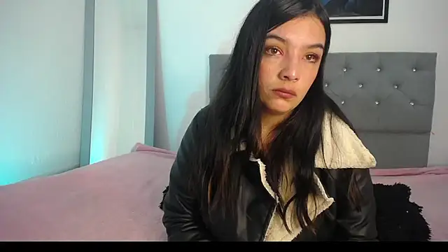 Perla Sc online show from March 4, 2025, 4:38 am