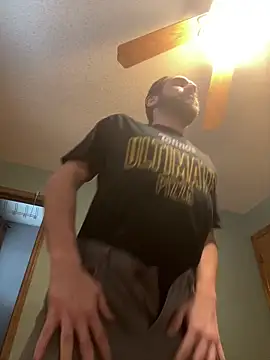 SmokingSloth online show from February 4, 2026, 6:36 pm