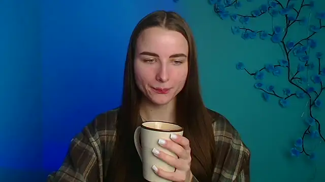 Eva Janee online show from April 17, 2026, 5:43 am