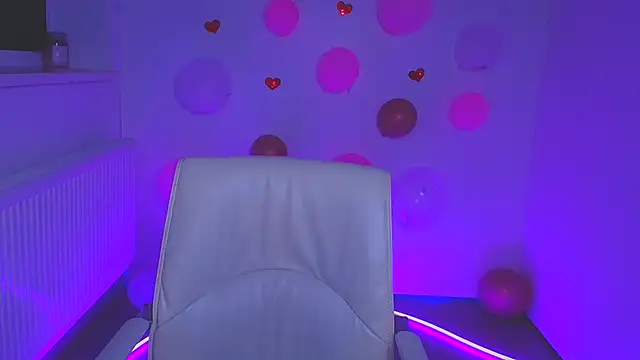 Eva Janee online show from February 26, 2025, 6:40 am