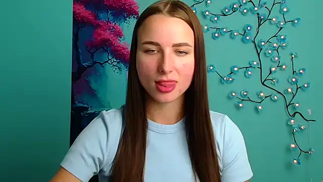 Eva Janee online show from November 12, 2025, 12:31 pm