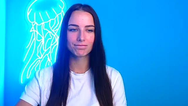 Eva Janee online show from September 9, 2025, 5:50 am