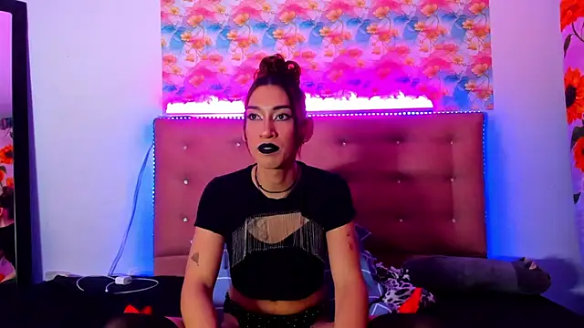 khandyzBlum online show from March 21, 2025, 4:07 pm