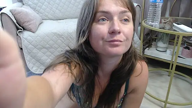 fallongrayxo online show from May 18, 2026, 4:01 pm