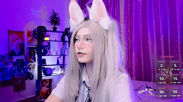 Snapshot of Carolina_Leep chatting on December 14, 2025, 9:48 am Carolina Leep online show from December 14, 2025, 9:48 am