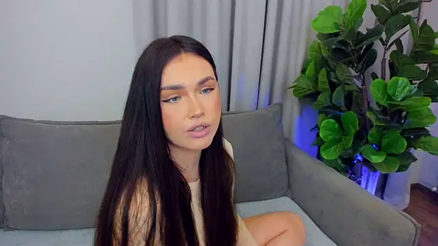 Snapshot of sexyangeloux chatting on May 17, 2026, 11:05 pm sexyangeloux online show from May 17, 2026, 11:05 pm