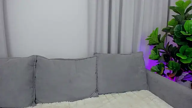 sexyangeloux online show from March 11, 2025, 11:26 pm