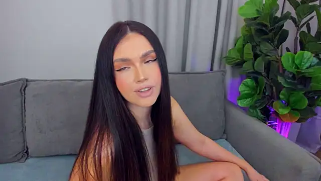 Snapshot of sexyangeloux chatting on May 8, 2026, 9:18 pm sexyangeloux online show from May 8, 2026, 9:18 pm