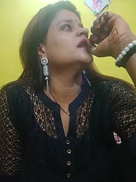 Snapshot of Sexyranibhabhi chatting on June 1, 2026, 2:50 pm Sexyranibhabhi online show from June 1, 2026, 2:50 pm