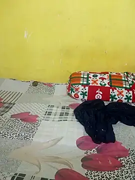 Sexyranibhabhi online show from April 16, 2026, 2:40 pm