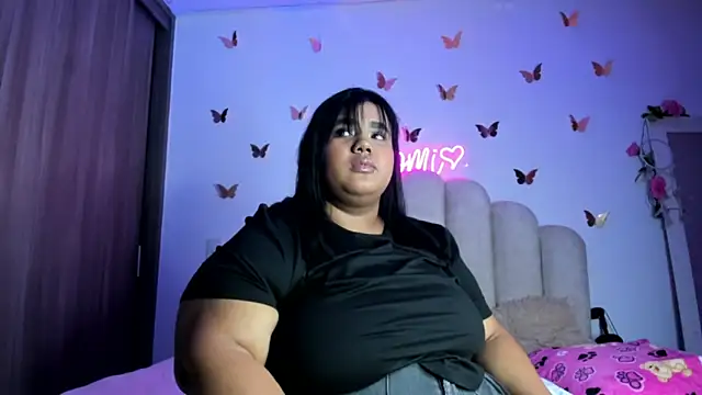 NaomiAsha online show from November 29, 2025, 12:44 am