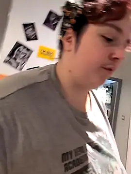 LadyRochester online show from November 15, 2025, 4:11 pm