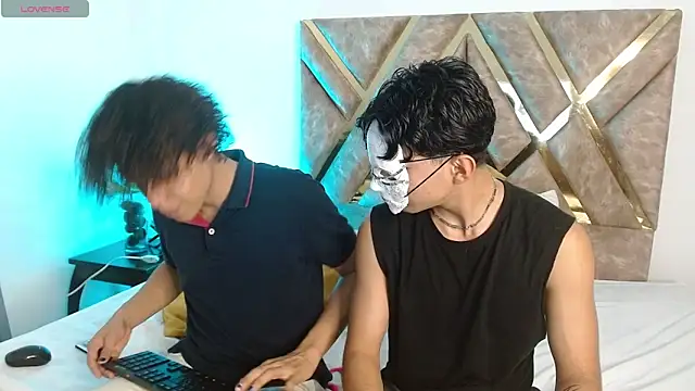 nickolas moon online show from March 8, 2025, 1:28 am