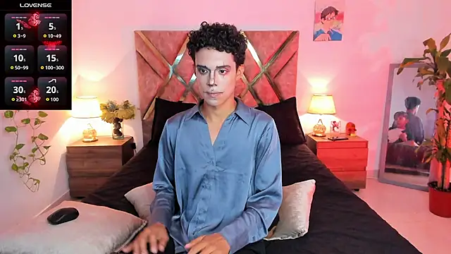 nickolas moon online show from November 1, 2025, 12:06 am