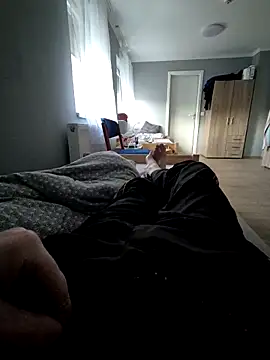 kisbiro77777 online show from March 1, 2026, 5:02 pm