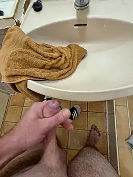 kisbiro77777 online show from October 25, 2025, 10:58 am