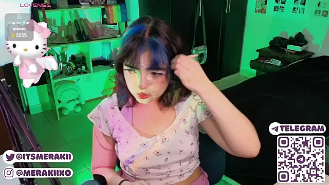 Snapshot of meraki_fraise chatting on June 3, 2026, 5:06 pm meraki fraise online show from June 3, 2026, 5:06 pm