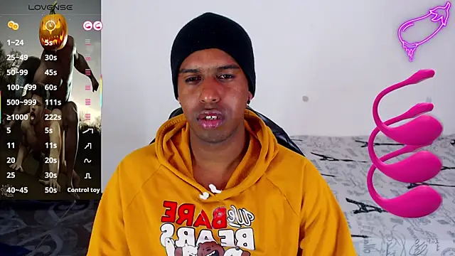 mrjhon26 online show from October 8, 2025, 2:35 am