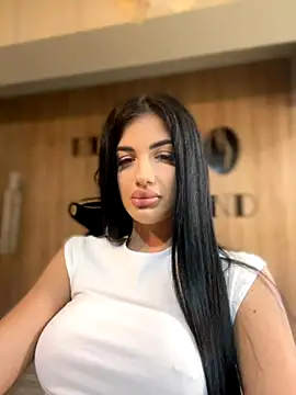 RaisaKali online show from September 20, 2025, 3:06 pm