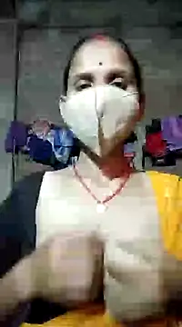 Snapshot of Poonam-bab chatting on January 25, 2025, 10:08 am Poonam-bab online show from January 25, 2025, 10:08 am