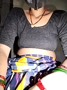 Snapshot of Poonam-bab chatting on March 2, 2025, 4:14 pm Poonam-bab online show from March 2, 2025, 4:14 pm