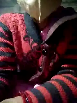 Snapshot of Poonam-bab chatting on December 30, 2024, 3:12 pm Poonam-bab online show from December 30, 2024, 3:12 pm