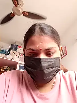 Hotmilfxox online show from December 28, 2024, 5:12 am