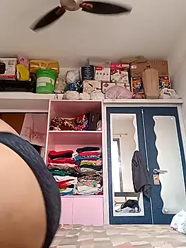 Hotmilfxox online show from January 28, 2025, 4:39 am