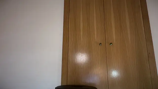 SweetTits26 online show from November 21, 2025, 11:37 pm