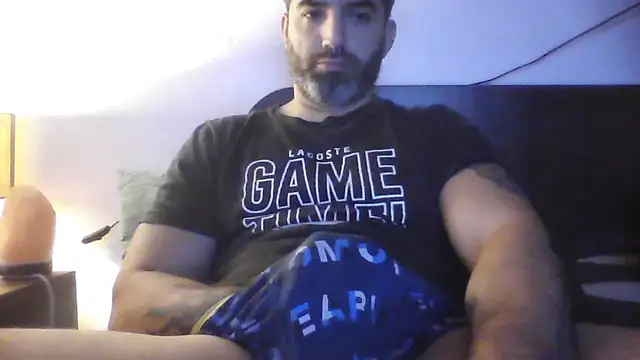 ozzypsico13 online show from June 27, 2026, 11:38 am
