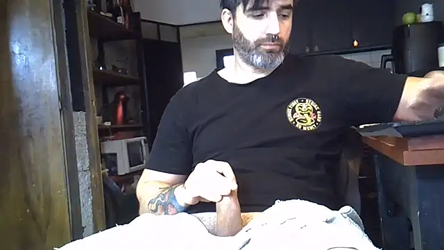 ozzypsico13 online show from July 2, 2026, 3:07 pm