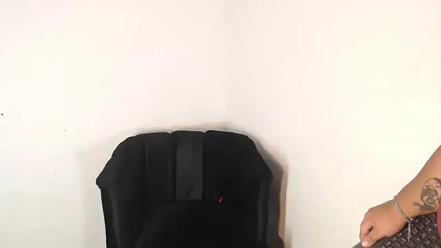 Tasha Sant online show from February 16, 2025, 7:04 am