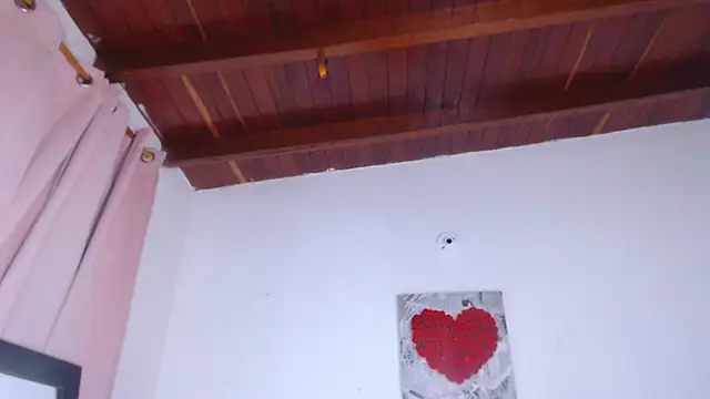 Amara Red online show from February 5, 2026, 11:06 am