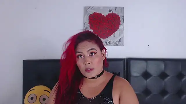 Amara Red online show from November 5, 2025, 11:24 am