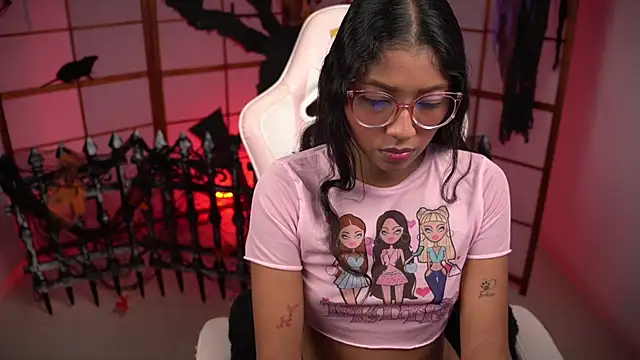 small emilie online show from October 29, 2025, 3:00 pm