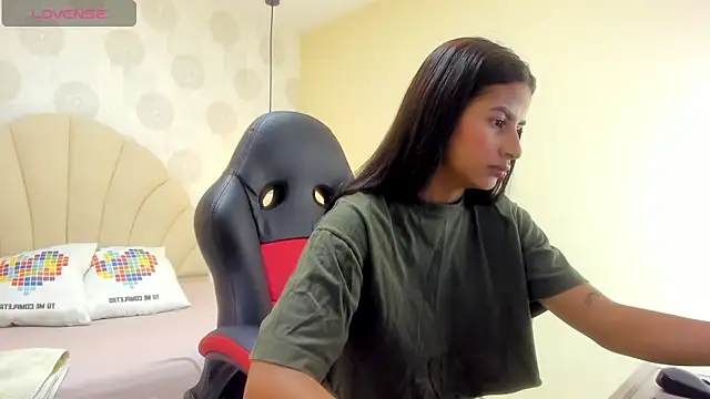 JOLIEBENSON online show from March 20, 2025, 2:29 am