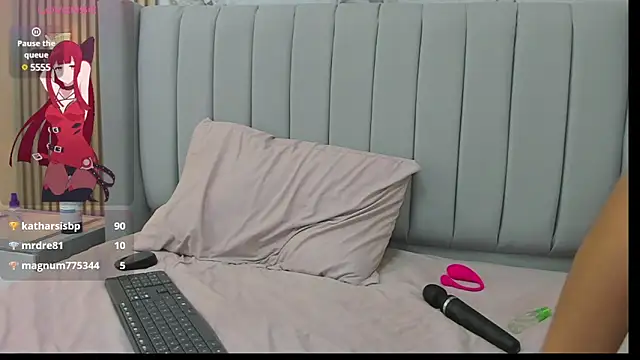 JOLIEBENSON online show from March 11, 2025, 9:02 am