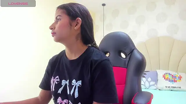 JOLIEBENSON online show from March 14, 2025, 2:20 am