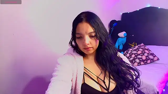 Snapshot of loren_tits24 chatting on May 9, 2026, 10:46 pm loren tits24 online show from May 9, 2026, 10:46 pm