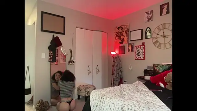 Snapshot of babybimbo chatting on March 10, 2025, 8:01 pm babybimbo online show from March 10, 2025, 8:01 pm