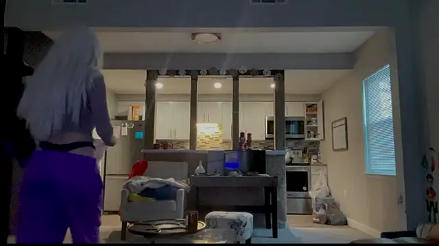 Snapshot of babybimbo chatting on December 23, 2024, 6:48 pm babybimbo online show from December 23, 2024, 6:48 pm