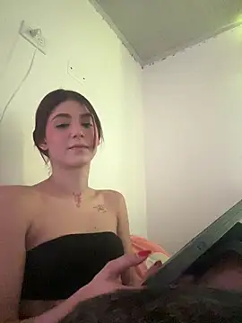 AnnyCherry  online show from March 12, 2025, 6:32 pm