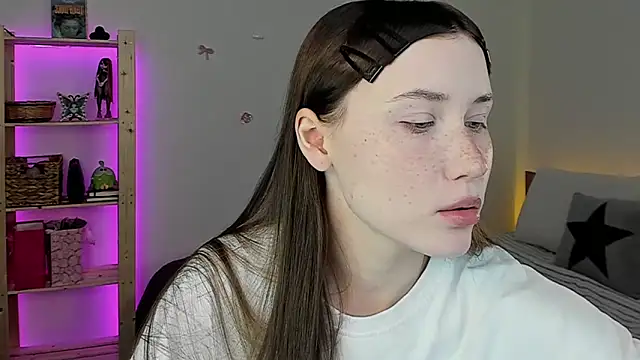 Snapshot of Stella_Sunny chatting on April 28, 2026, 11:42 pm Stella Sunny online show from April 28, 2026, 11:42 pm