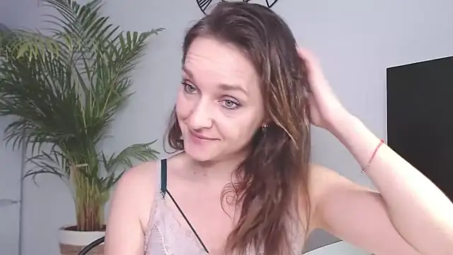 AliciaDesire online show from January 27, 2025, 7:56 am