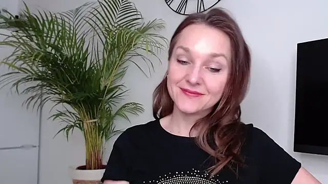 AliciaDesire online show from February 10, 2025, 2:59 pm