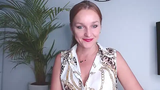 AliciaDesire online show from October 1, 2025, 6:07 am