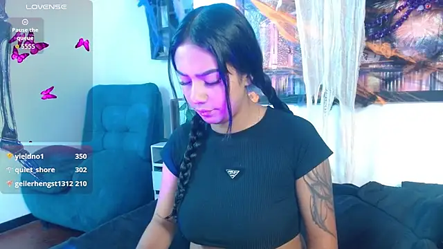 Shaarongp online show from October 11, 2025, 4:35 am