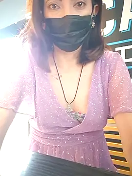 Snapshot of Lunababymylove chatting on June 10, 2026, 4:52 pm Lunababymylove online show from June 10, 2026, 4:52 pm